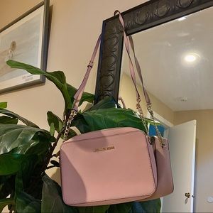 Michael Kors Jet Set Crossbody